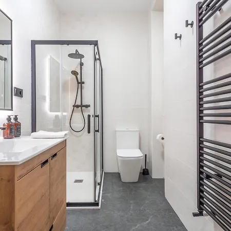 Legio Apartment *
